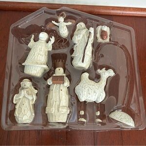 Flurryville Living Quarters Snow Family Nativity Creche, Christmas